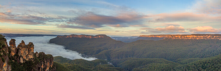 Panorama van de Three Sisters, Blue Mountains, Katoomba, NSW, Australië