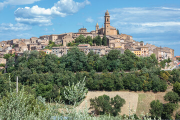 Montelupone. Macerata. Panorama del Borgo nel contesto rurale