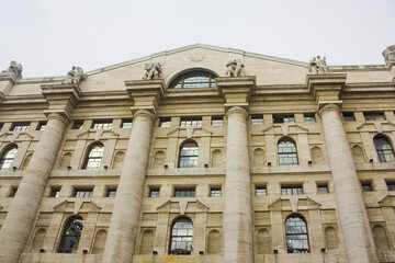 Fototapeta na wymiar Italian Stock Exchange (Palazzo Mezzanotte) at Piazza Affari in Milan