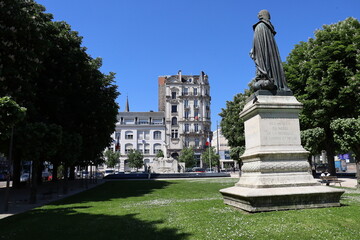 Fototapeta premium La place Jourdan, ville de Limoges, département de la Haute Vienne, France