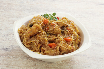 Wok Udon with chicken curry
