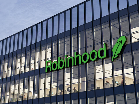 Menlo Park, CA, USA. May 2, 2022. Editorial Use Only, 3D CGI. Robinhood Signage Logo on Top of Glass Building. Workplace Financial Trading Services Company Office Headquarters.
