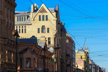 Obraz premium Decorative element, rooster on the corner of house. Putilova house, Finnish national romanticism in St. Petersburg, Russia