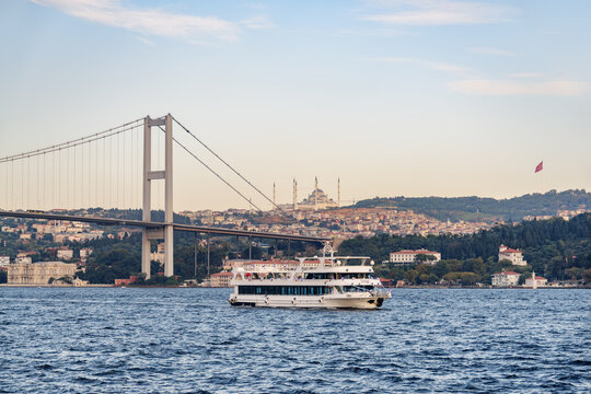 View of the Bosphorus Bridge in Istanbul, Turkey. © efired