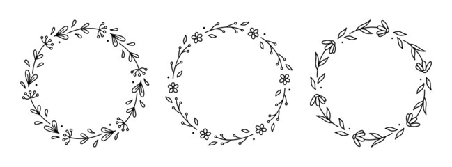 Set of spring floral wreaths isolated on white background. Round frames with flowers. Vector hand-drawn illustration in doodle style. Perfect for cards, invitations, decorations, logo, various designs