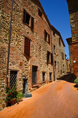 Fototapeta na wymiar Panicale, borgo medievale fortificato sul lago Trasimeno. Umbria, Italia