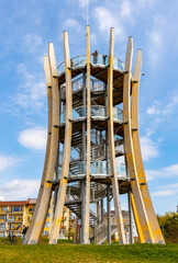 Modernistic sightseeing tower and platform over touristic promenade at Jezioro Elckie lake shore in Masuria region of Poland © Art Media Factory