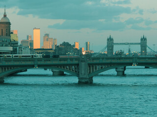 London Bridges