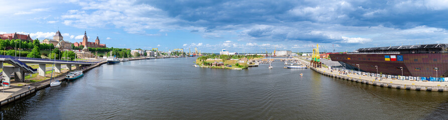 Old Town and Oder river in Szczecin, Poland - obrazy, fototapety, plakaty