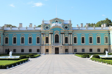 Obraz premium Mariinsky palace, official presidential palace in Kiev, Ukraine