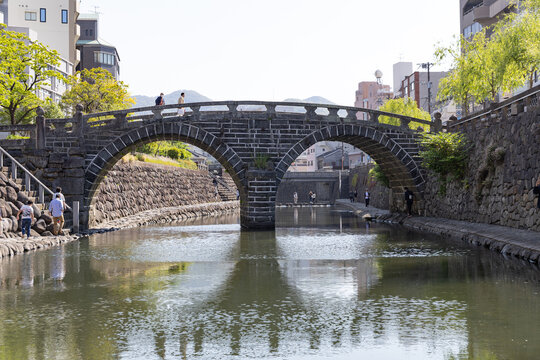 眼鏡橋 の画像 1 947 件の Stock 写真 ベクターおよびビデオ Adobe Stock