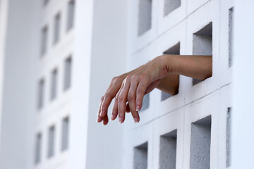 hand in jail