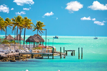 Turquoise waterfront of Florida Keys in Marathon, Florida - 505177743