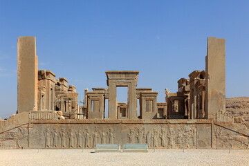 Fototapeta na wymiar Palace of Darius or Tachara Palase, Persepolis, Iran