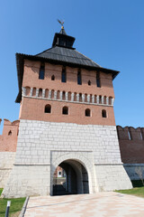 Fototapeta na wymiar THE TOWER OF THE TULA KREMLIN FORTRESS