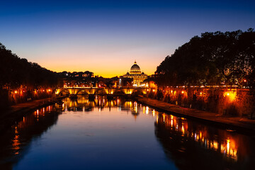Fototapeta na wymiar Skyline of Rome and St. Peter's Basilica, Vatican, Lazio, Italy, Europe