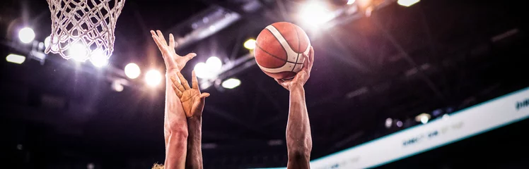 Foto op Plexiglas basketball game ball going through hoop © Melinda Nagy