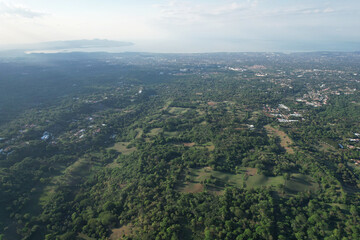 Fototapeta na wymiar Green valley in Managua city