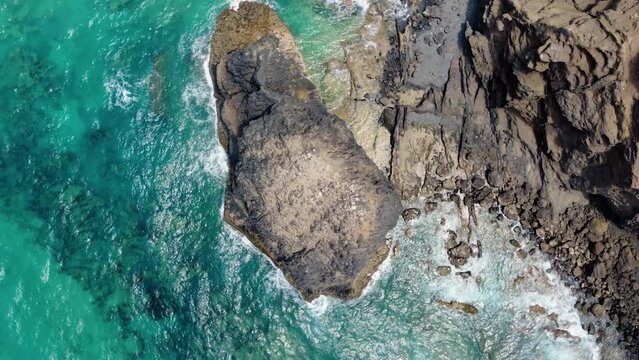 "Roque del Moro" Maurischer Felsen
 Drohne 4k schwenk Monolith 