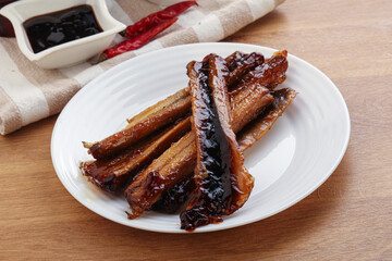 Roasted eel in unagi sause