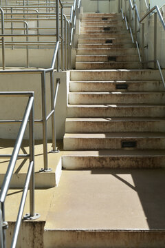 escalier en b&eacute;ton de tribunes