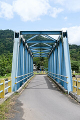 Obraz premium Old bridge over the river