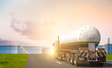 Transportation of oil and gas by truck at the Petroleum Industry