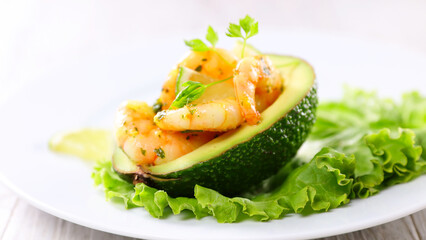 avocado salad with fried shrimp