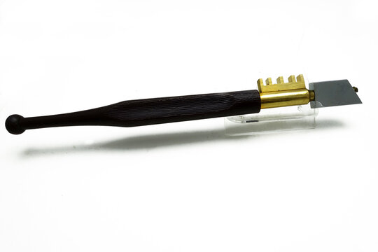instrument pour couper le verre