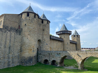 Fototapeta na wymiar Château Comtal de la cité médiéval de Carcassonne, Occitanie