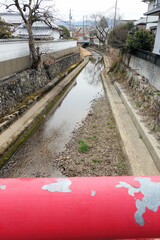 丹波篠山市　街中を流れる川　3月