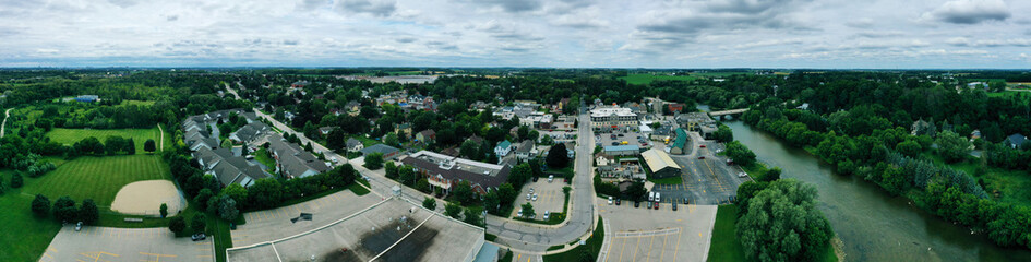Obraz premium Aerial panorama of St Jacobs, Ontario, Canada on a fine morning