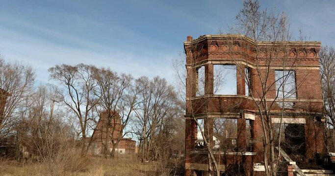 Afternoon light shines on a historic neighborhood in downtown Gary, Indiana, USA.