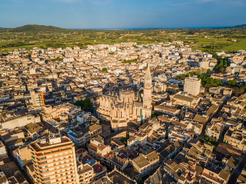 Manacor, Mallorca from Drone
Aerial Perspective of Manacor, Mallorca
Photography, Sunset, Golden Hour, Town