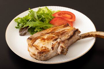 骨付き豚ロースステーキ