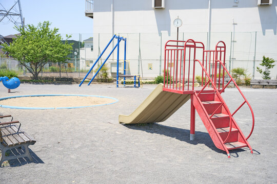 公園遊具 の画像 15 844 件の Stock 写真 ベクターおよびビデオ Adobe Stock