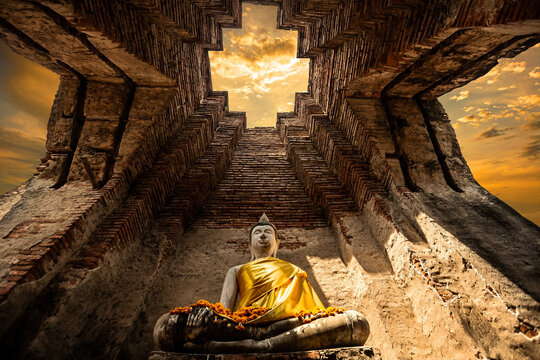 Wat Nakhon Luang Tample,Prasat Nakhon Luang in Ayutthaya,Thailand
