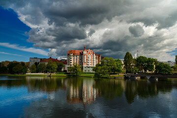 Fototapeta na wymiar The new buildings on embankment of Lower Lake, Kaliningrad