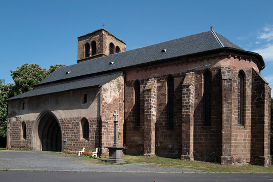 &eacute;glise Saint Dizain Ardes sur Couze, Auvergne