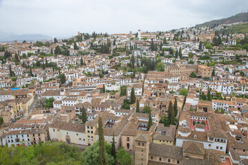 Fototapeta na wymiar El Albaicín (o Albayzín) es el barrio más antiguo de Granada