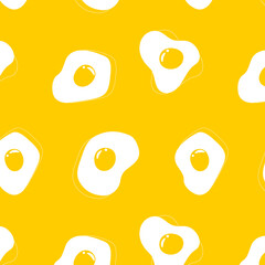 Fried egg seamless pattern on yellow background. Food pattern. Breakfast.