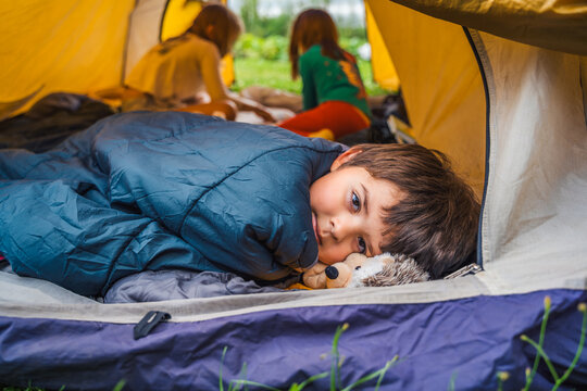 Sleeping Bag Kid Images Browse 4 211 Stock Photos Vectors and Video Adobe Stock