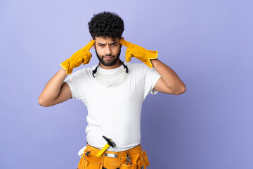 Young electrician Moroccan man isolated on purple background having doubts and thinking