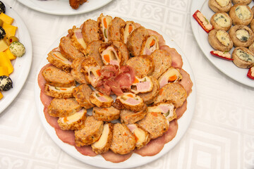 platter with game meat, peppers, salami, jumari and smoked meat