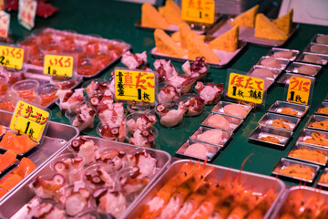 青森　市場　青森魚菜センター