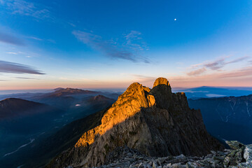 Fototapeta premium ジャンダルム 夜明け