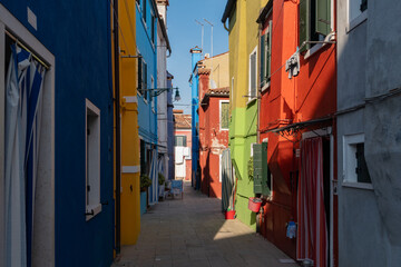 Fototapeta na wymiar colorful architecture in Burano island.