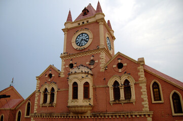 Hyderabad Naval Rai Market Clock Tower built in 1814 in Pakistan. - obrazy, fototapety, plakaty