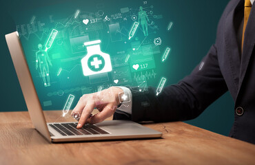 hand browsing on the internet for medical issues