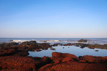 Amazing Morning View of Anjuna Beach, North Goa, India - Rocky Beach, Goa
